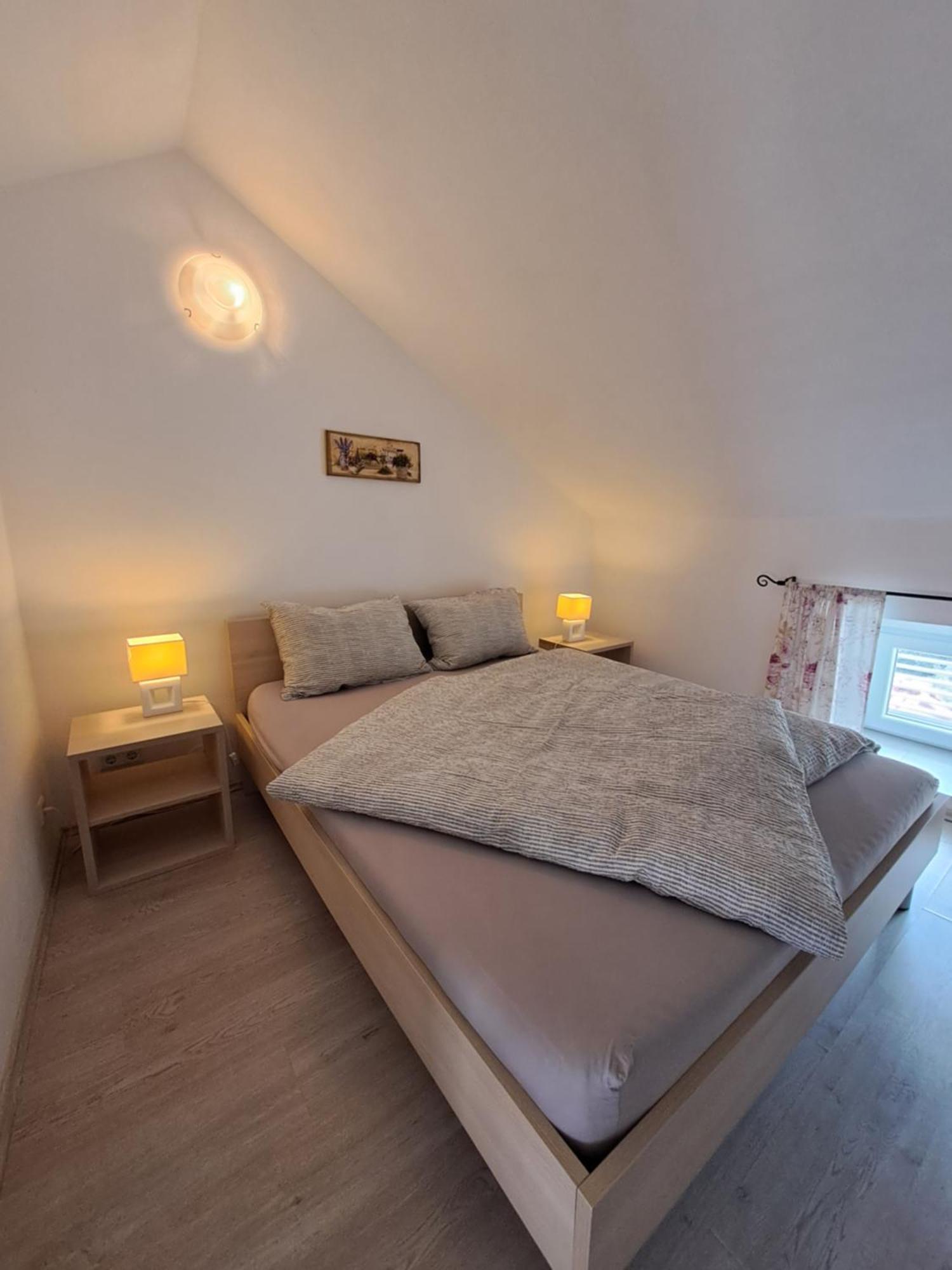 Apartmán Greta Vrbnik Exteriér fotografie